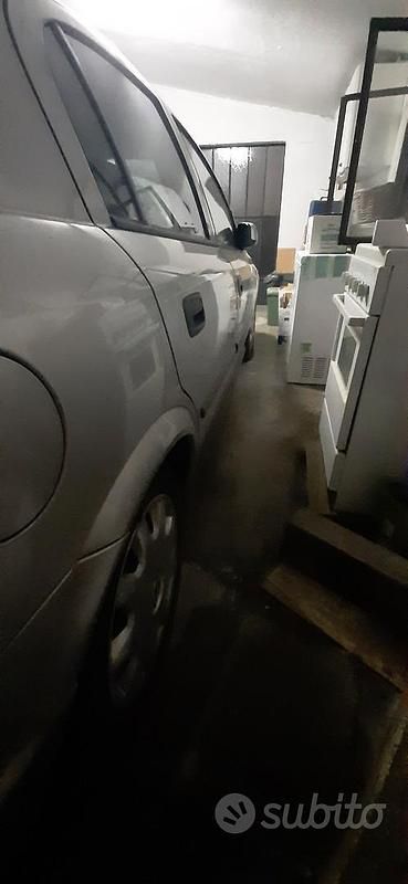 Usata Opel Astra 101 CV (74 kW) 1999 Grigio Berlina