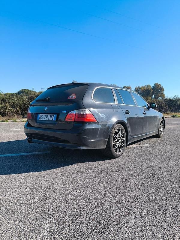 Usata BMW 520 177 CV (130 kW) 2008 Nero Station wagon