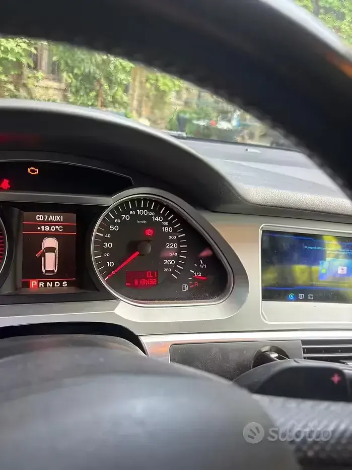 Usado Audi A6 233 CV (171 kW) 2008 Gris Familiar