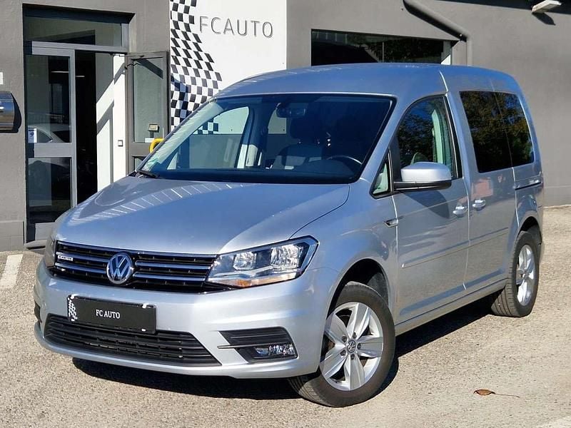Usata VW Caddy Comfortline 110 CV (80 kW) 2016 Argento Monovolume