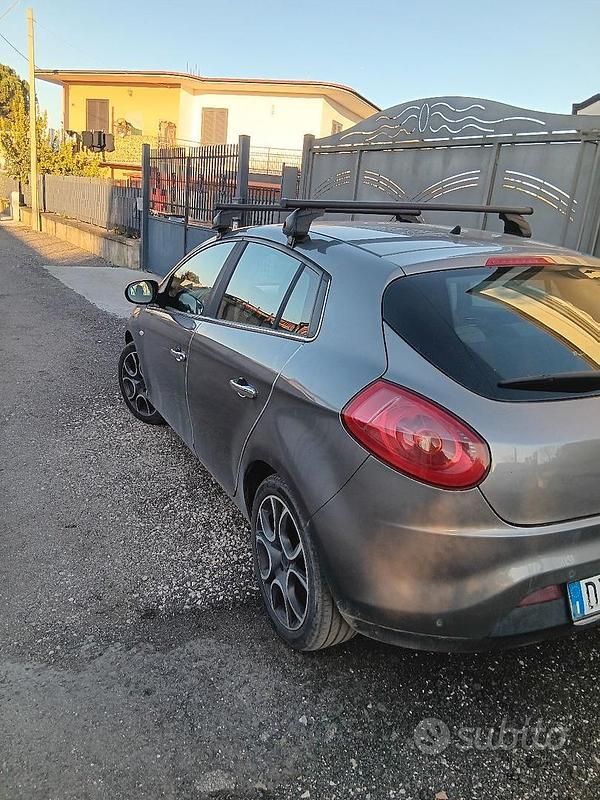 Usata Fiat Bravo 120 CV (88 kW) 2010 Grigio Utilitaria