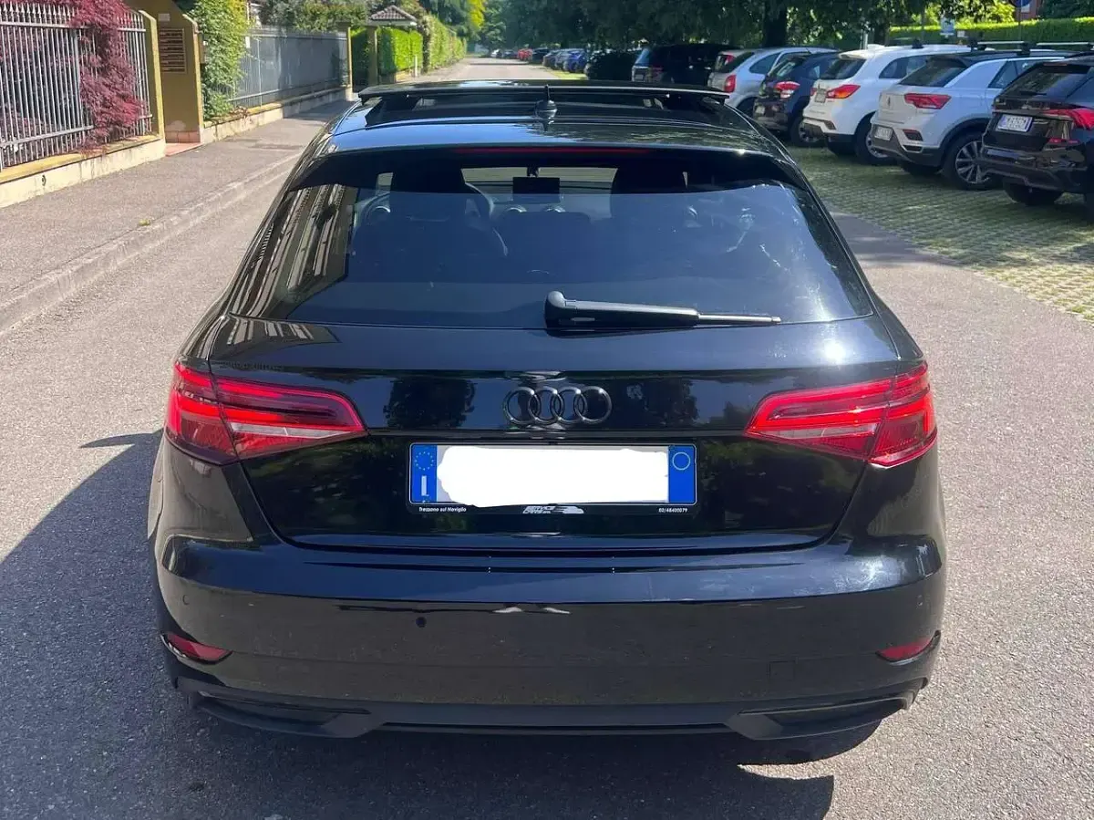 Usata Audi A3 Sportback e-tron Sport 150 CV (110 kW) 2017 Nero Utilitaria