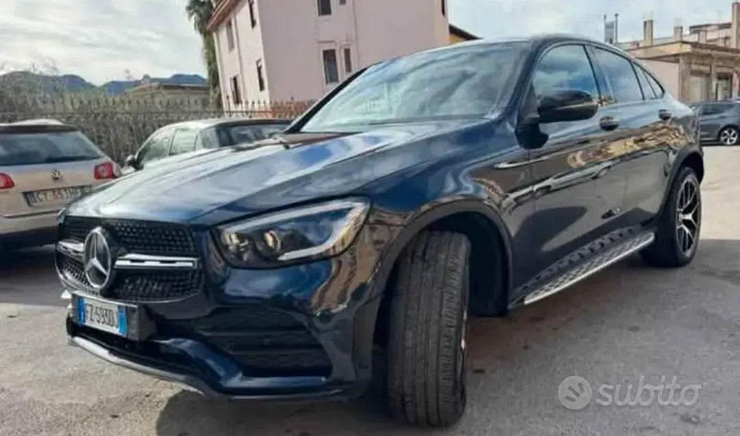 Usata Mercedes GLC300 Premium Plus 245 CV (180 kW) 2020 Blu SUV