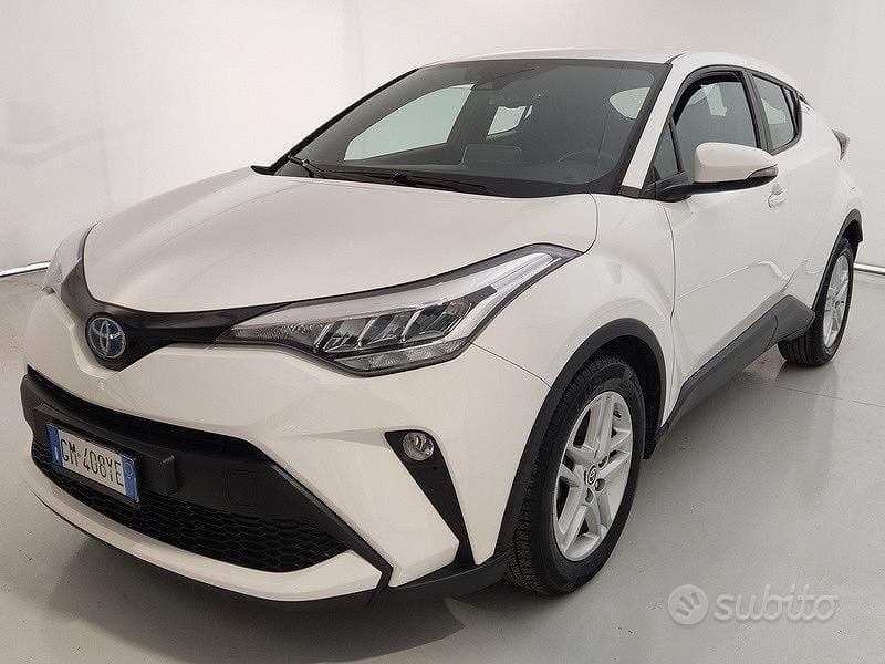 Usata Toyota C-HR Active 2023 Bianco SUV