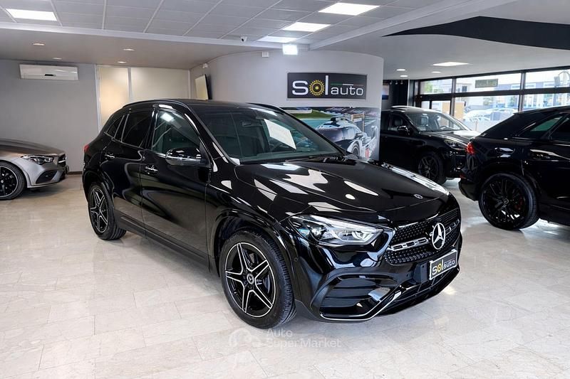 Usata Mercedes GLA200 AMG Line Premium 150 CV (110 kW) 2025 191  nero cosmo SUV