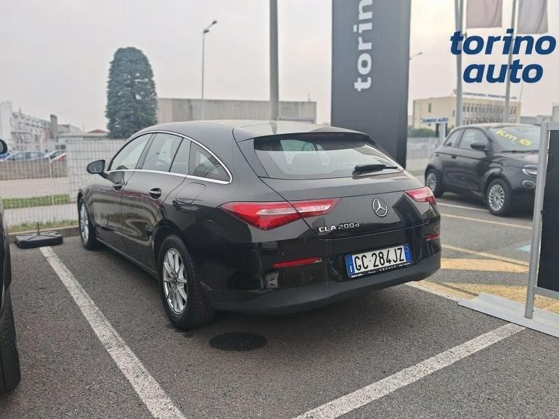Usata Mercedes CLA200 Shooting Brake Business 150 CV (110 kW) 2020 Nero Station wagon