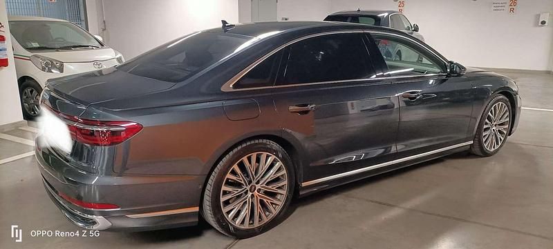 Usata Audi A8L 340 CV (250 kW) 2022 Grigio Berlina