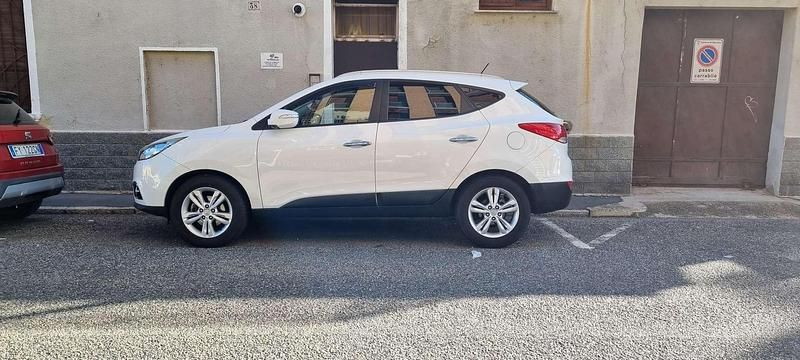 Usata Hyundai ix35 Comfort 135 CV (99 kW) 2012 Bianco SUV