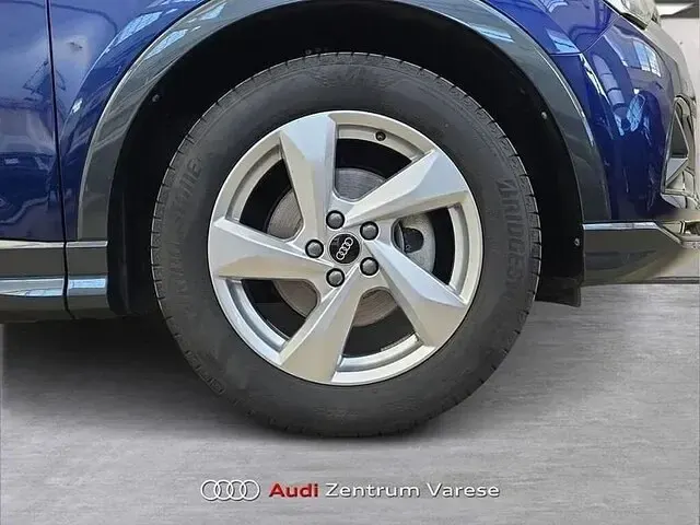 Usata Audi Q3 Advanced Plus 150 CV (110 kW) 2024 Blu navarra SUV