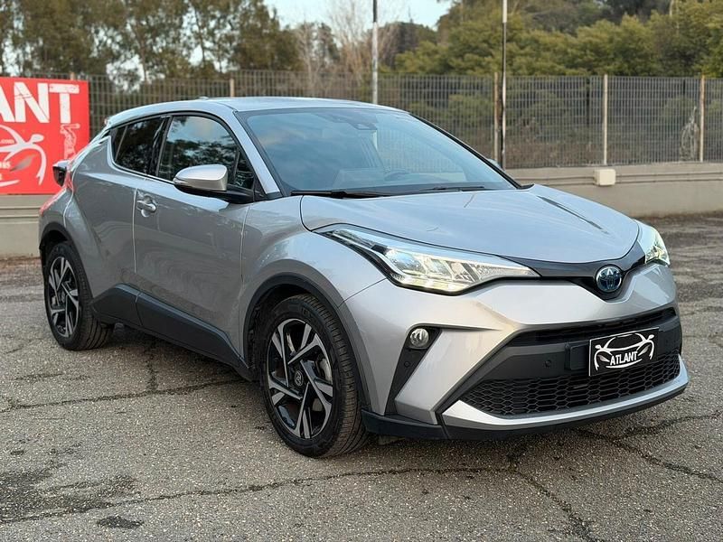 Grigio Usata 2022 Toyota C-HR Trend SUV | 18.499 € (Ottimo prezzo) - Immagine 1/4