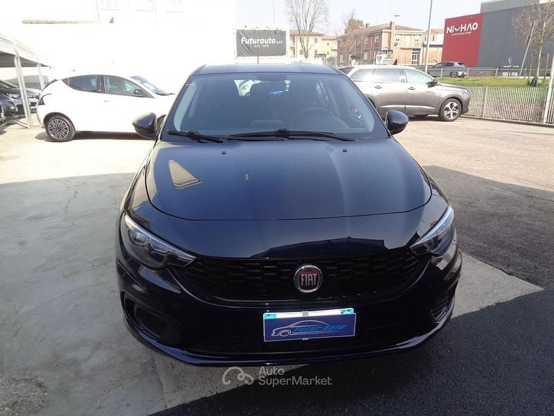 Usata Fiat Tipo 120 CV (88 kW) 2019 Blu Berlina