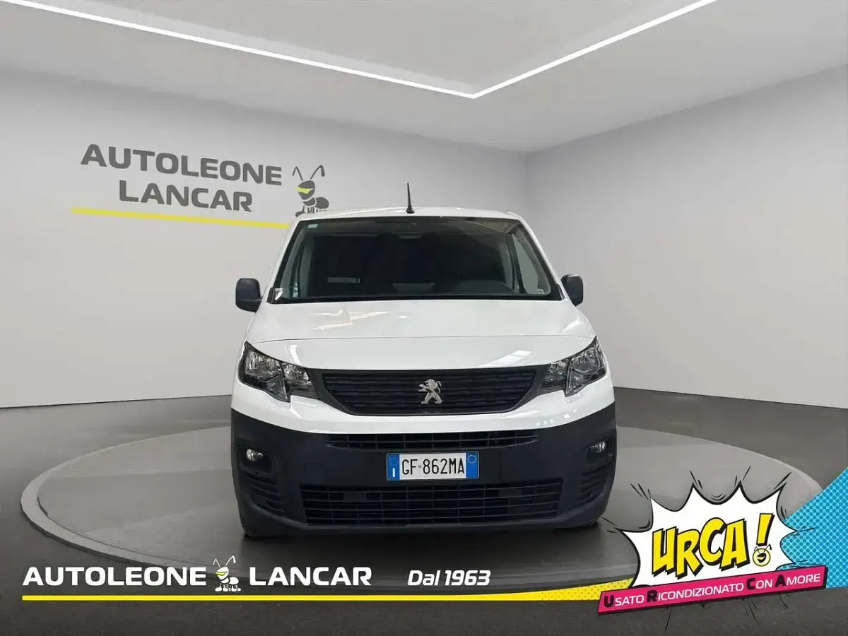 Usata Peugeot Partner Premium 131 CV (96 kW) 2021 Bianco Monovolume