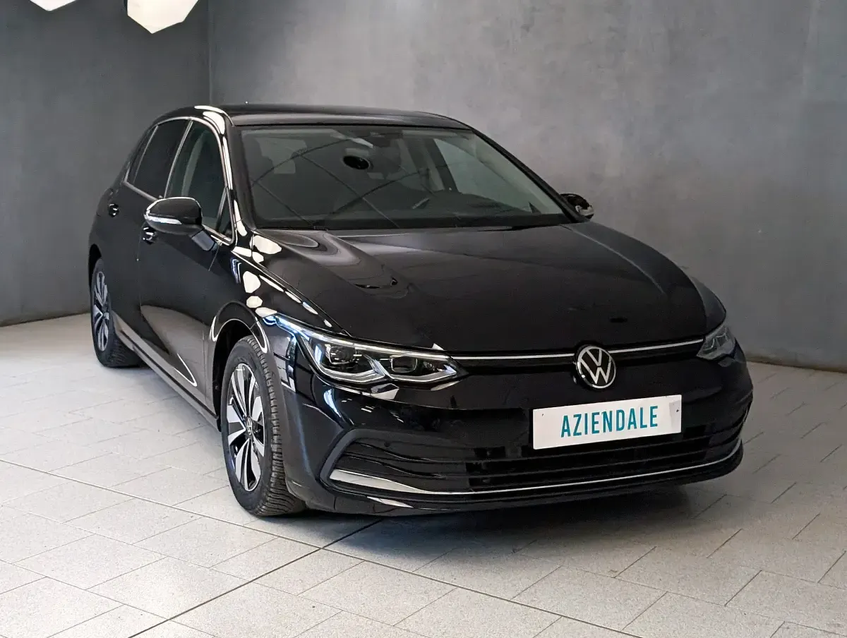 Usata VW Golf VIII Life 150 CV (110 kW) 2023 Berlina