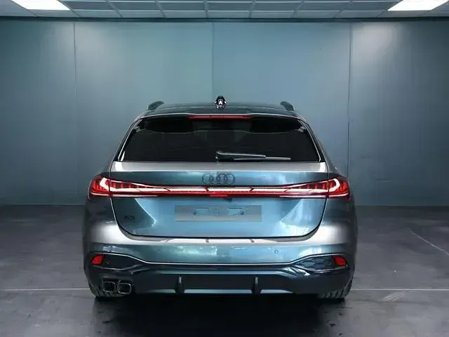 Nuova Audi A5 S-Line 204 CV (150 kW) 2025 Grigio Station wagon
