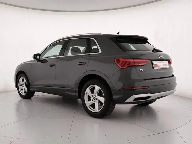 Usata Audi Q3 Advanced Plus 150 CV (110 kW) 2023 Grigio atomico metallizzato SUV