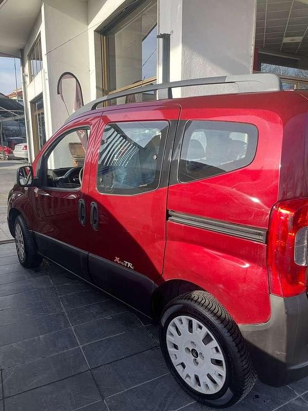 Usata Citroën Nemo XTR 75 CV (55 kW) 2011 Rosso Monovolume