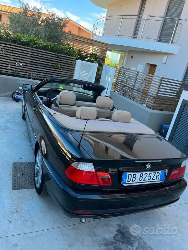Usata BMW 320 Cabriolet 150 CV (110 kW) 2006 Nero Cabrio