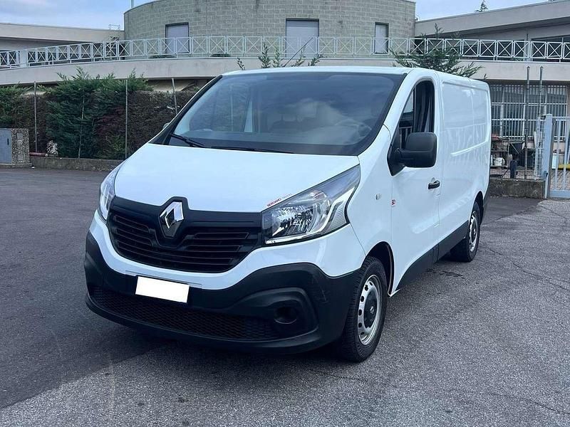 Bianco Usata 2018 Renault Trafic Monovolume | 10.000 € - Immagine 1/4