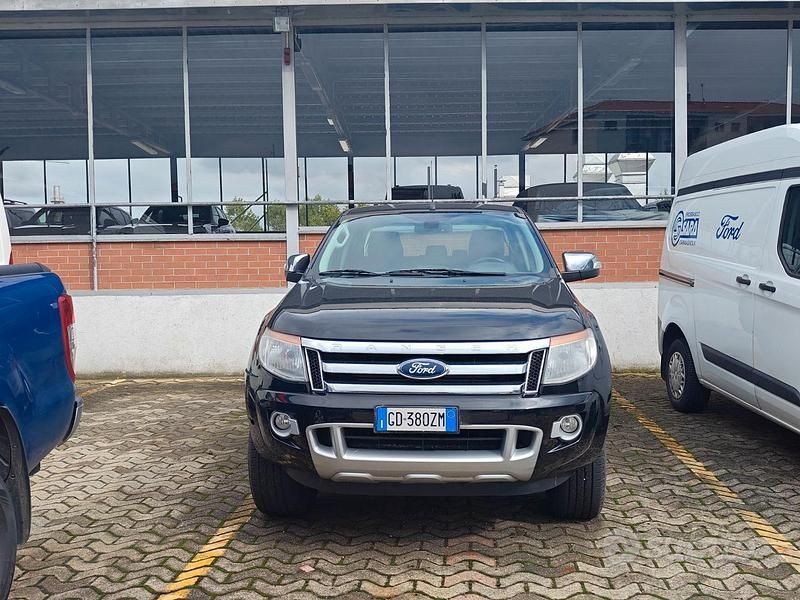 Usata Ford Ranger Limited 150 CV (110 kW) 2015 Nero Pick-up