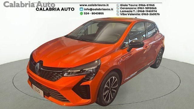 Nuova Renault Clio V Techno 101 CV (74 kW) 2025 Arancione Berlina