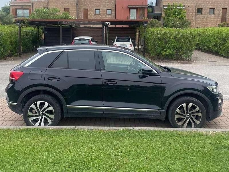 Usata VW T-Roc Style 110 CV (80 kW) 2021 Nero SUV