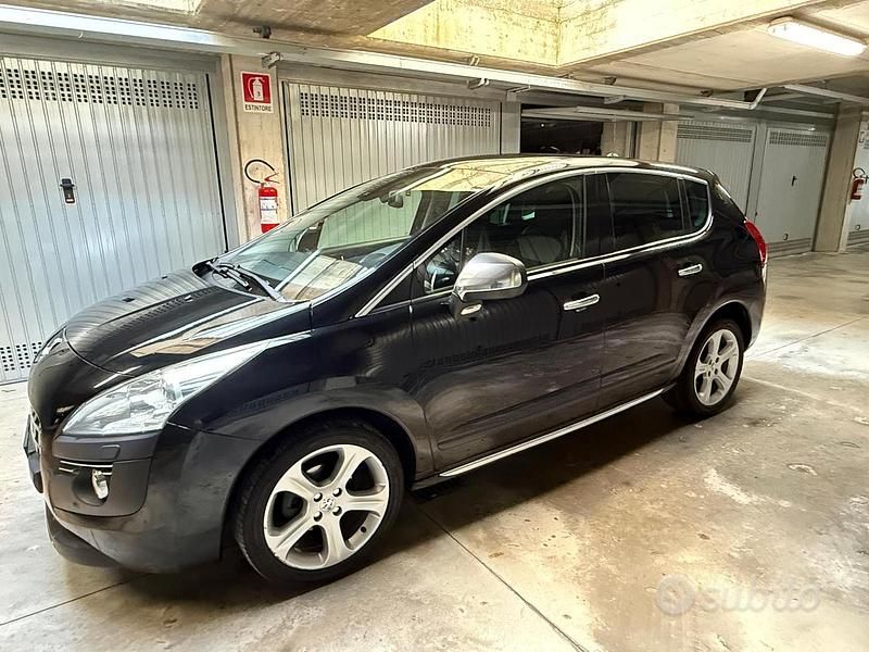 Usata Peugeot 3008 110 CV (80 kW) 2011 Nero Station wagon