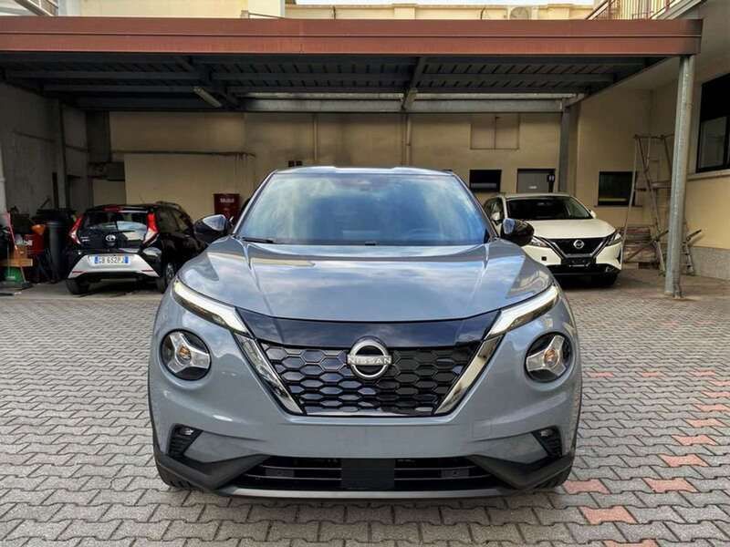 Usata Nissan Juke N-Connecta 143 CV (105 kW) 2024 Grigio SUV