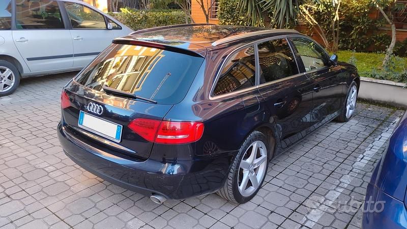 Usata Audi A4 190 CV (139 kW) 2010 Blu Station wagon