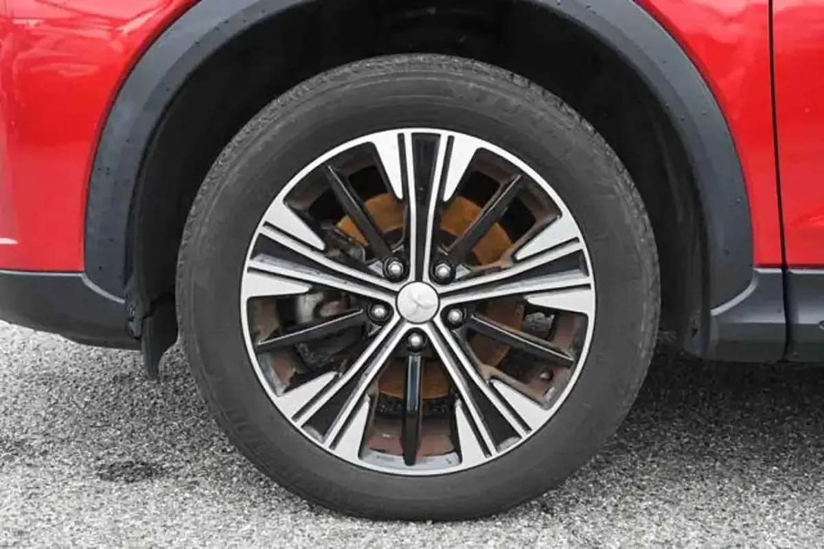 Usata Mitsubishi Canter 2020 Rosso SUV