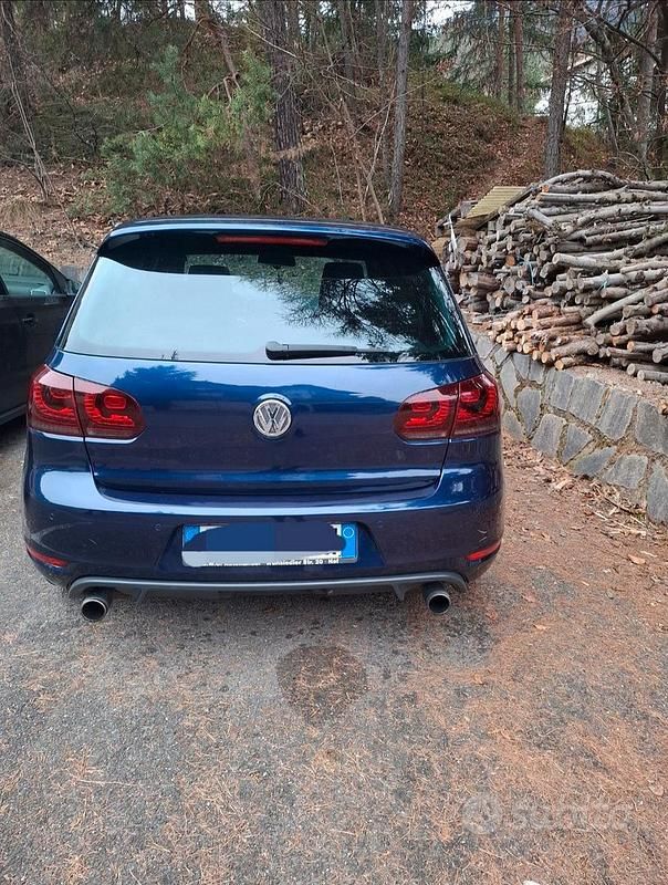 Usata VW Golf GTI 211 CV (155 kW) 2010 Blu Berlina
