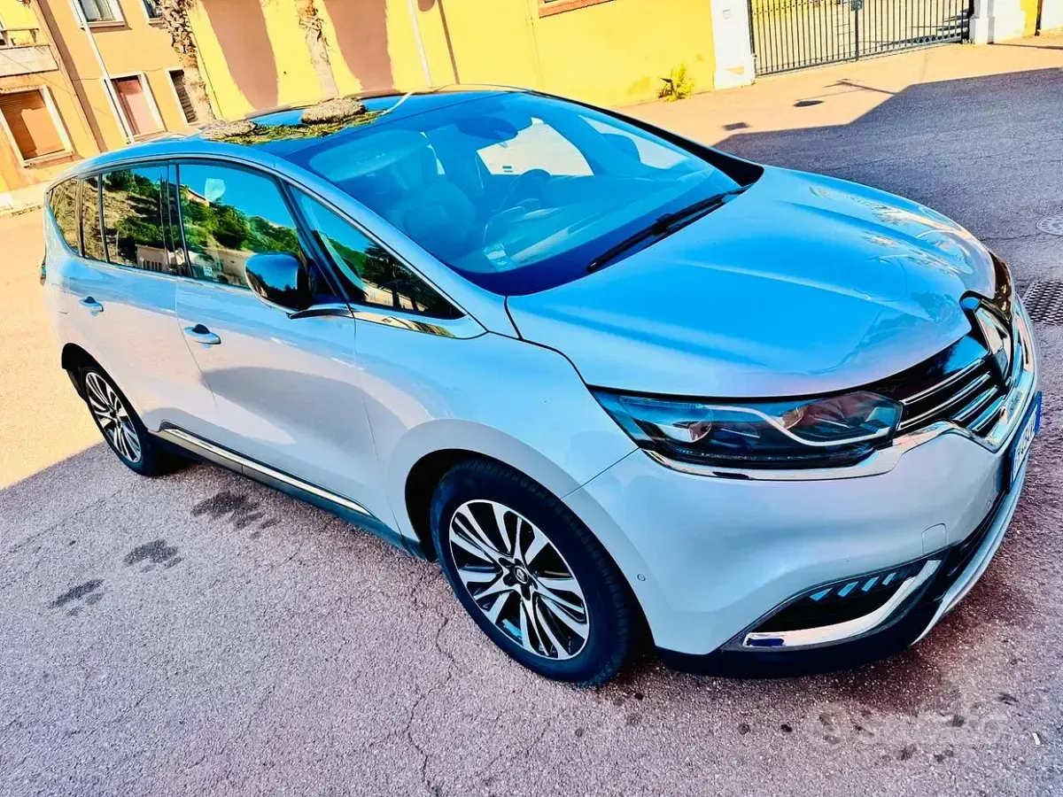 Usata Renault Espace Initiale 160 CV (117 kW) 2017 Grigio Monovolume