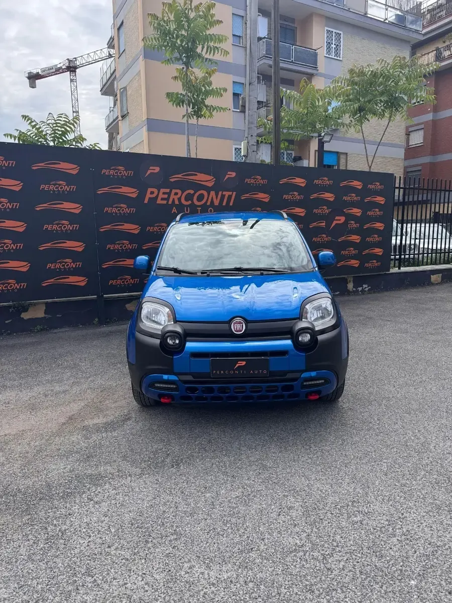 Gebraucht Fiat Panda Cross Cross 69 PS (50 kW) 2023 Blau Kleinwagen