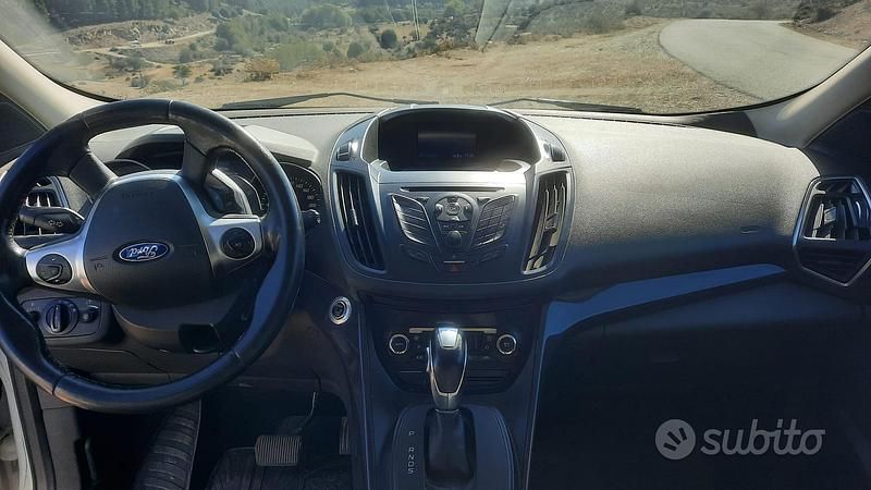 Usata Ford Kuga 163 CV (119 kW) 2014 SUV