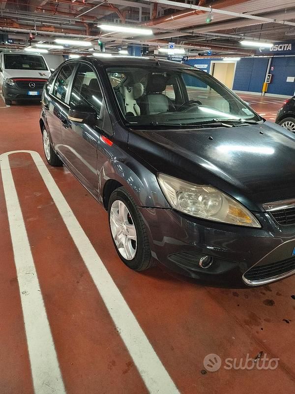 Usata Ford Focus 2009 Nero Utilitaria