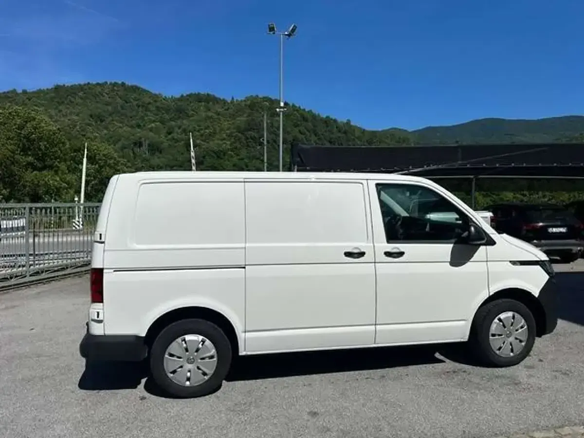 Usata VW Transporter 110 CV (80 kW) 2022 Bianco Furgone