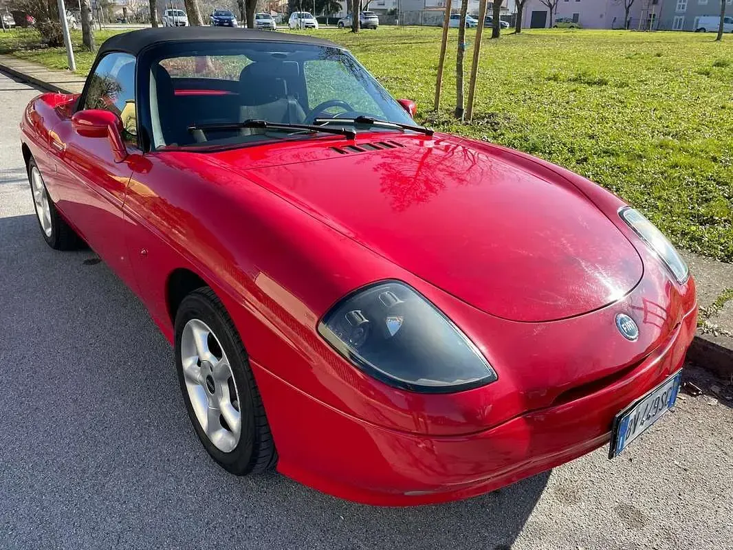 Usata Fiat Barchetta 131 CV (96 kW) 2001 Rosso Cabrio