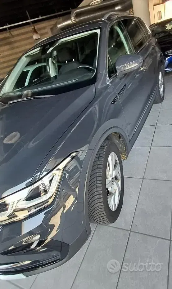 Usata VW Tiguan Elegance 150 CV (110 kW) 2023 Grigio SUV