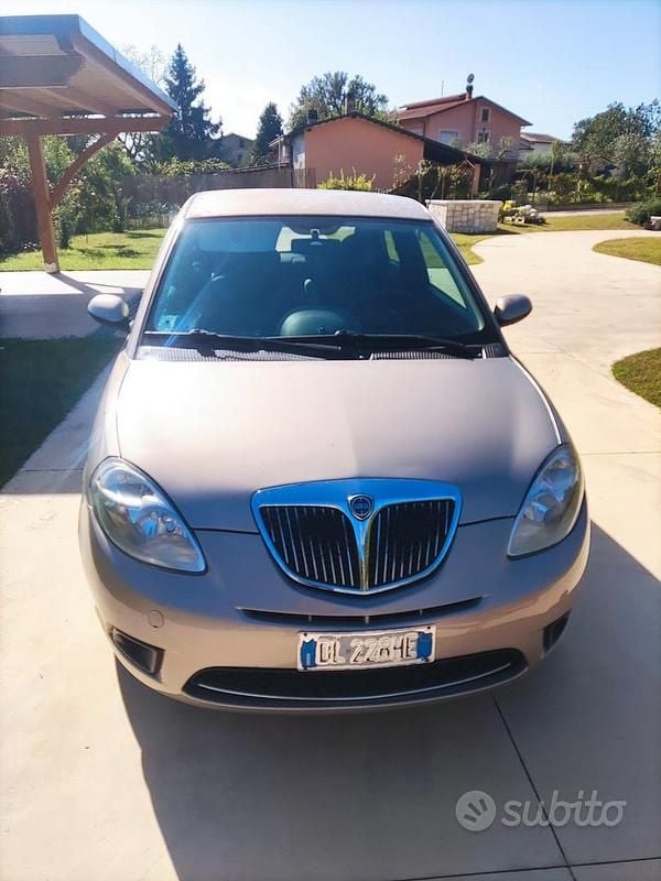 Usata Lancia Ypsilon 2007 Grigio Utilitaria