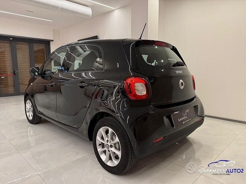 Usata Smart ForFour 69 CV (50 kW) 2015 Nero Utilitaria