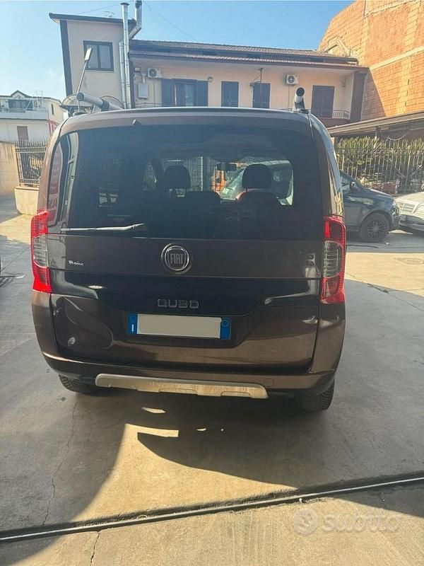 Usata Fiat Qubo Trekking 95 CV (69 kW) 2018 Marrone Monovolume
