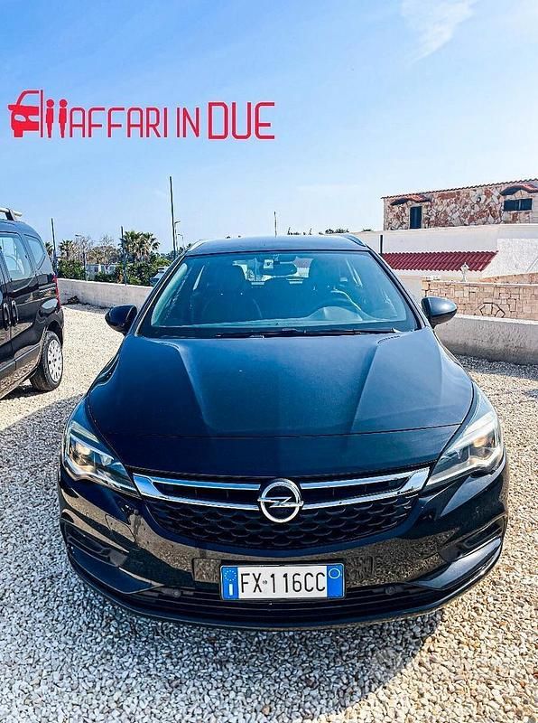 Usata Opel Astra Innovation 136 CV (100 kW) 2019 Nero Station wagon