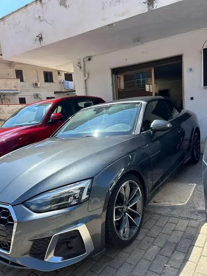 Usata Audi A5 Cabriolet S-Line 190 CV (139 kW) 2020 Grigio Cabrio