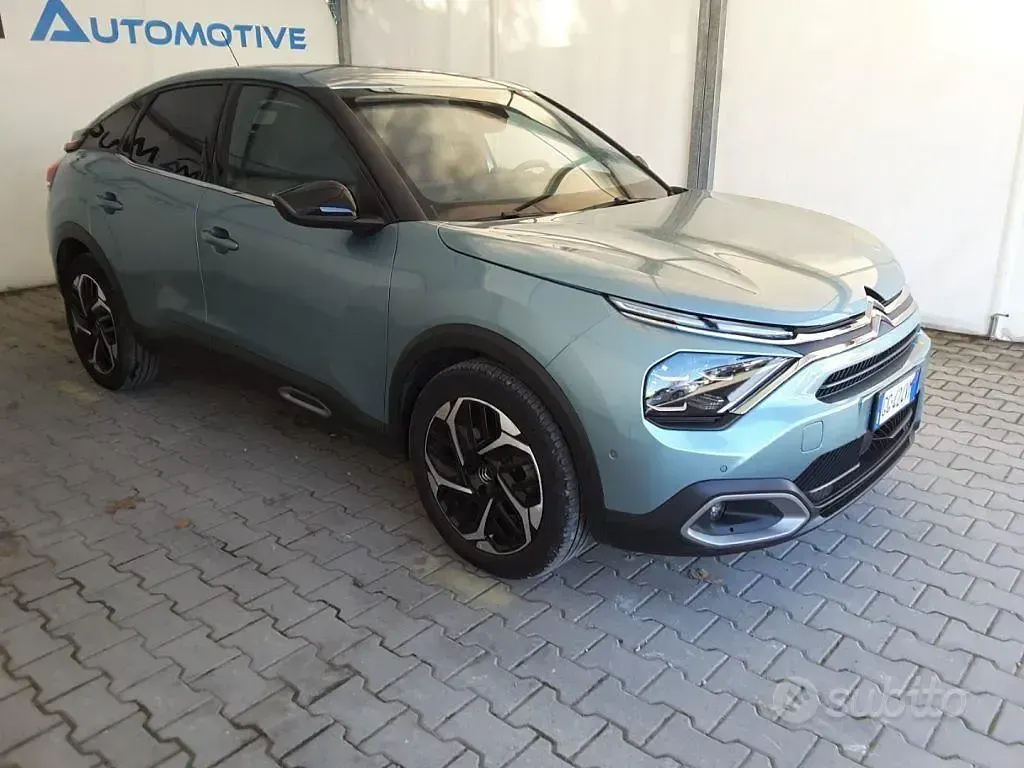 Usata Citroën C4 Shine 131 CV (96 kW) 2022 Verde Berlina