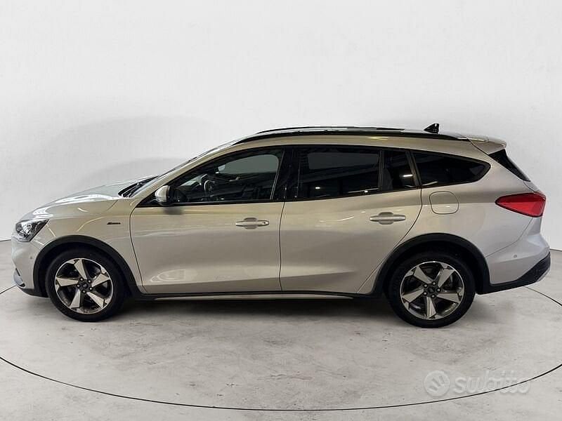 Usata Ford Focus Active 125 CV (91 kW) 2019 Grigio Station wagon