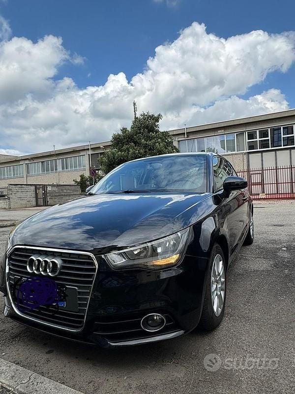 Usata Audi A1 86 CV (63 kW) 2012 Nero Utilitaria