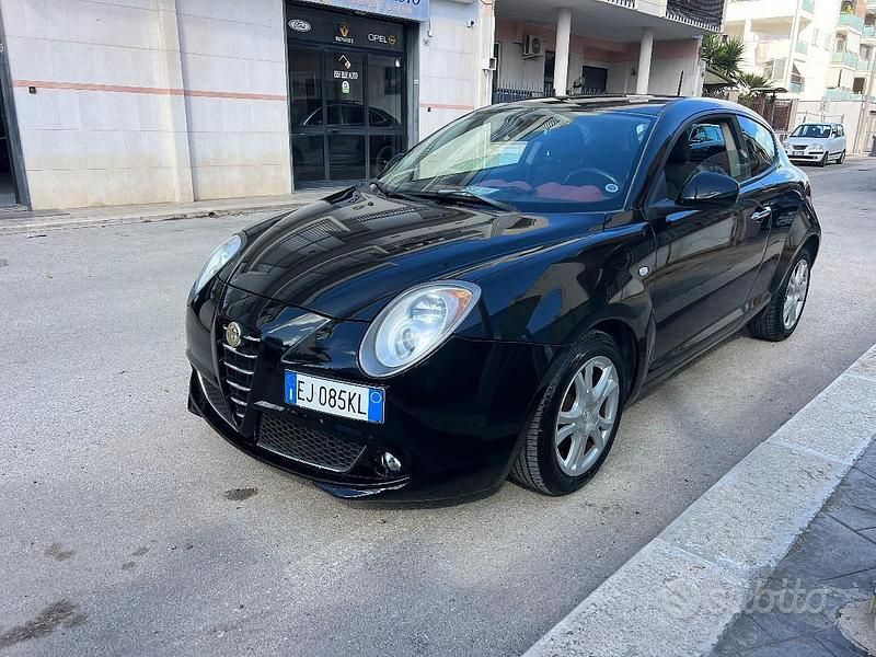 Nero Usata 2011 Alfa Romeo MiTo Due volumi | 4790 € (Buon prezzo) - Immagine 1/4