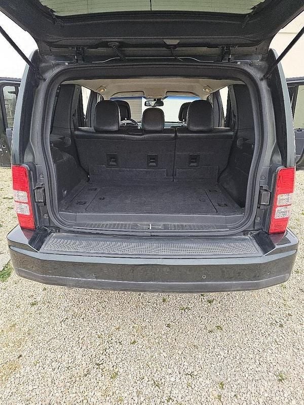 Usata Jeep Cherokee 200 CV (147 kW) 2011 Verde SUV