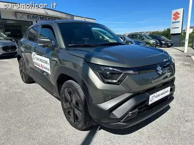 Nuova Suzuki e-Vitara 63 kW (87 CV) 2026 Grigio SUV
