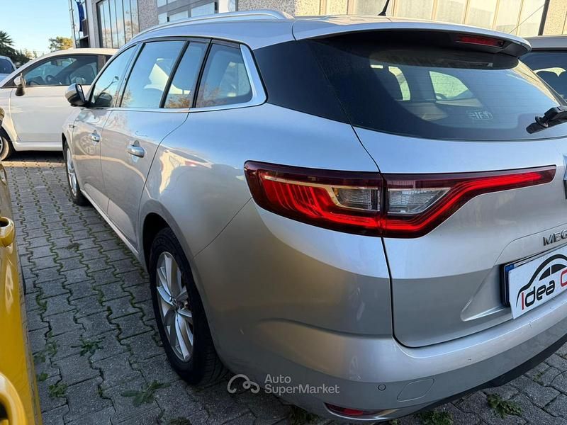Usata Renault Mégane GrandTour 110 CV (80 kW) 2016 Gray Station wagon