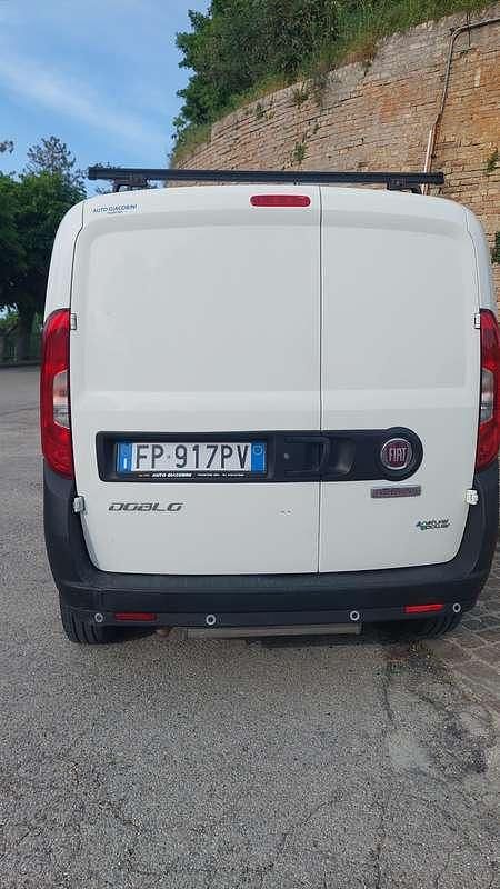 Usata Fiat Doblò Easy 120 CV (88 kW) 2018 Monovolume